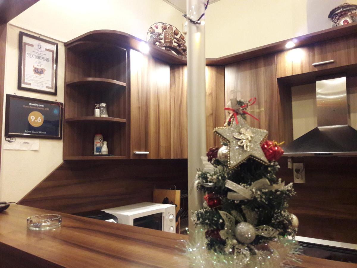 Готель Advel Guest Hous Madzhare Екстер'єр фото