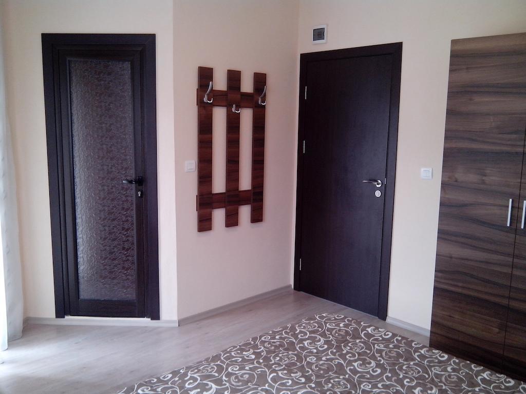 Готель Advel Guest Hous Madzhare Номер фото