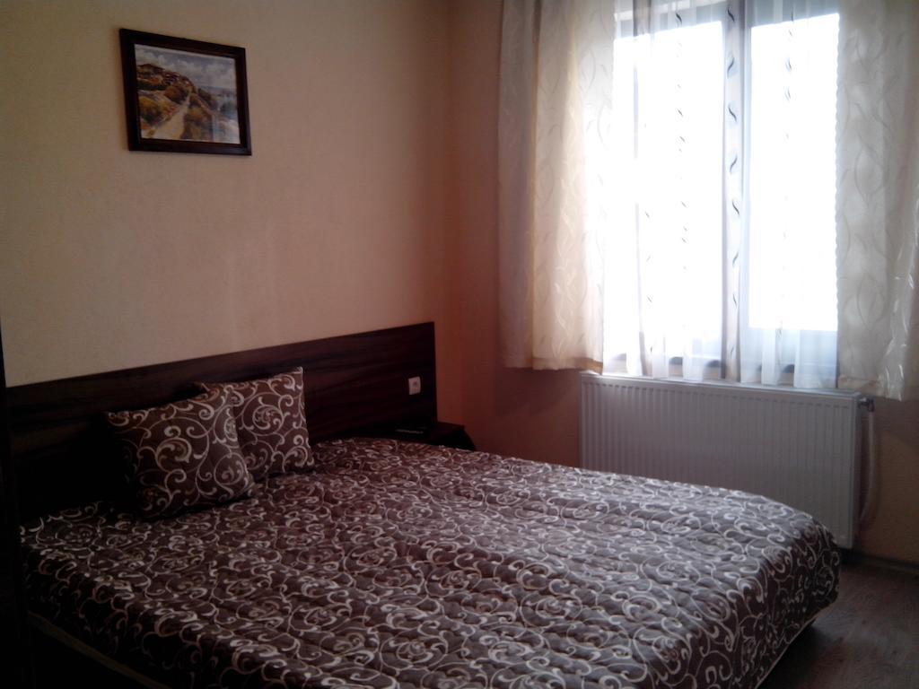Готель Advel Guest Hous Madzhare Номер фото