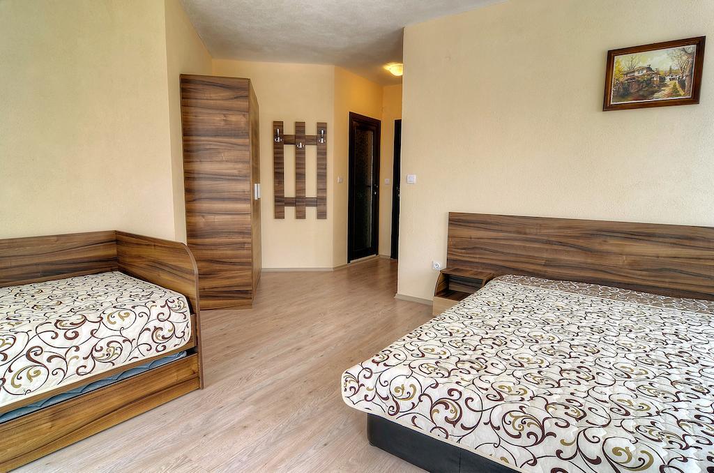 Готель Advel Guest Hous Madzhare Номер фото
